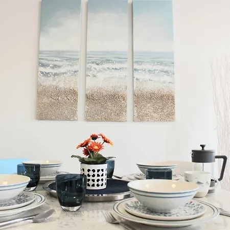 View - Luxury Sea View - Millendreath, *